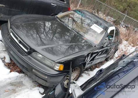 1991 Acura Legend L z USA, uszkodzony, nr VIN JH4KA7669MC002195